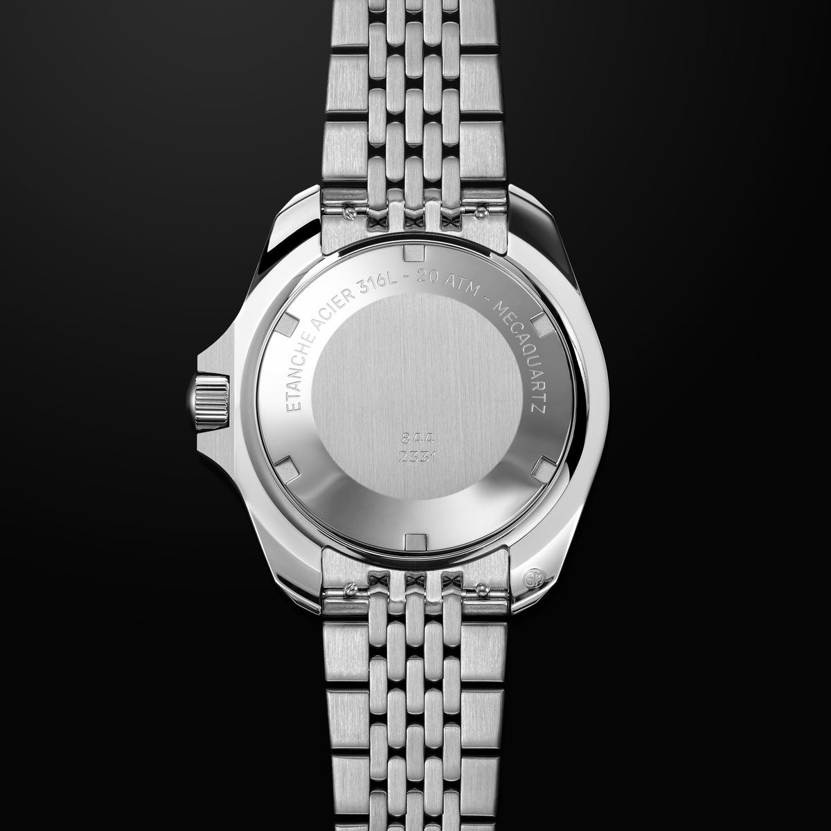 Commando Diver 200M – meca-quartz – style vintage