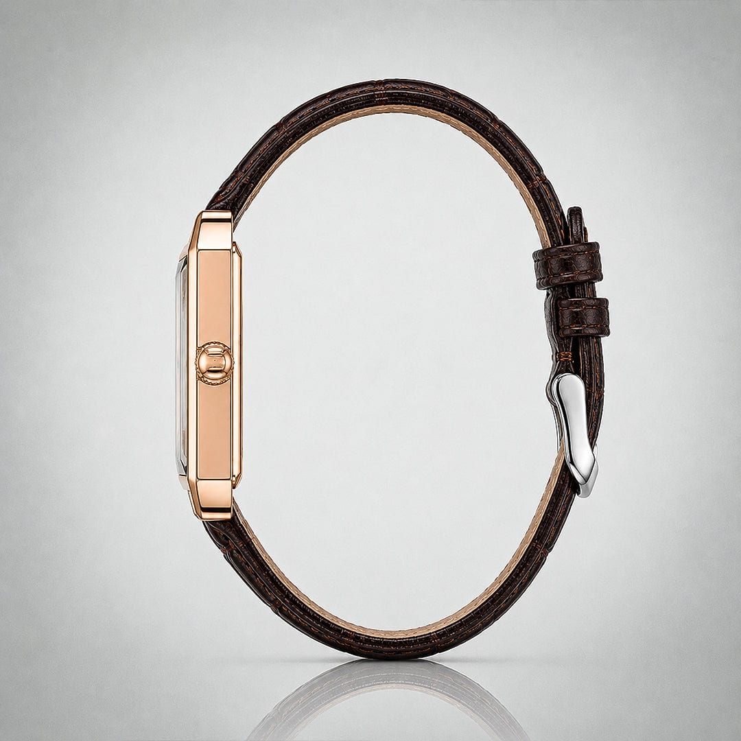 1936 – montre rectangulaire en or jaune
