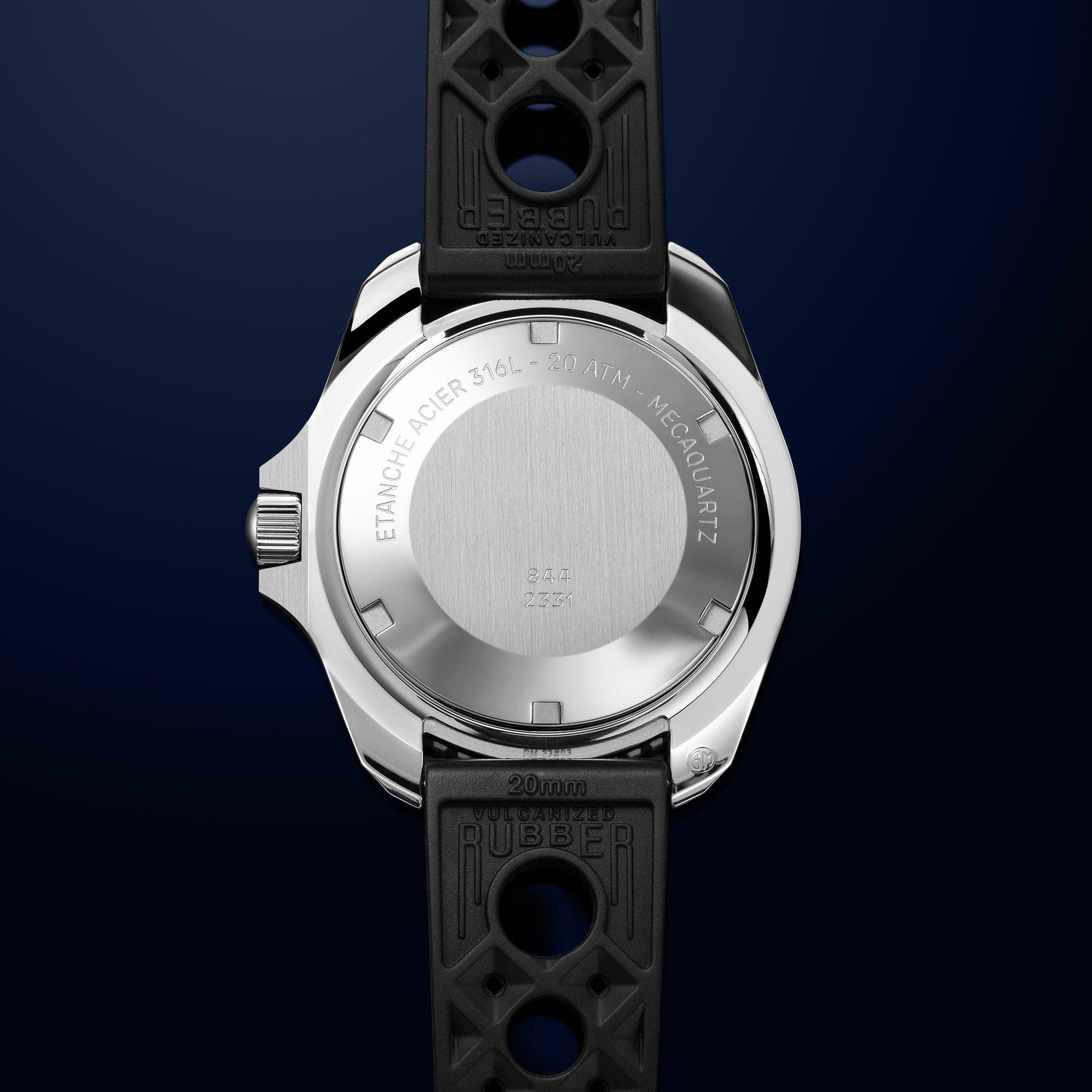 Commando Diver 200M – meca-quartz – style vintage