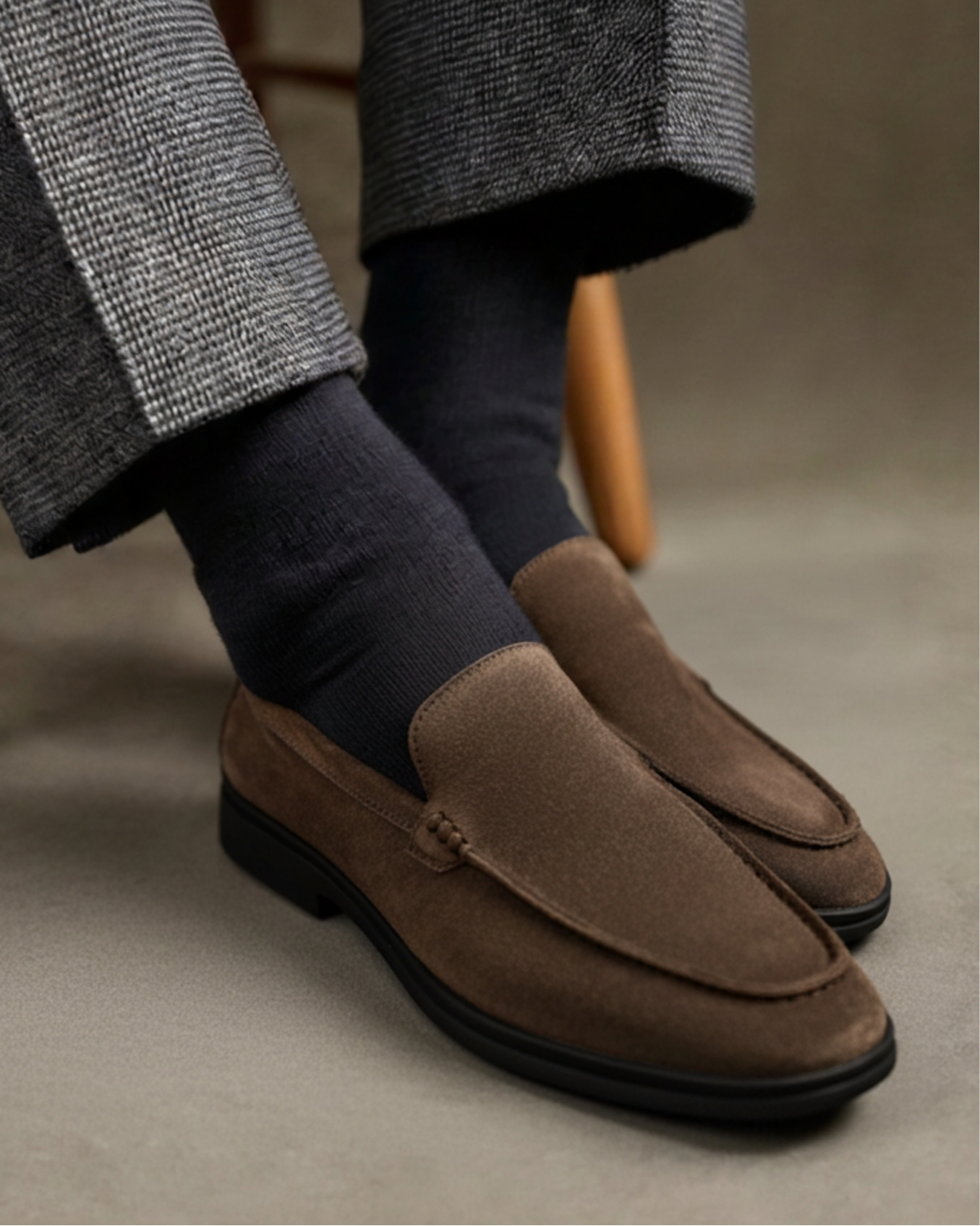 Mocassins en daim à semelle noire