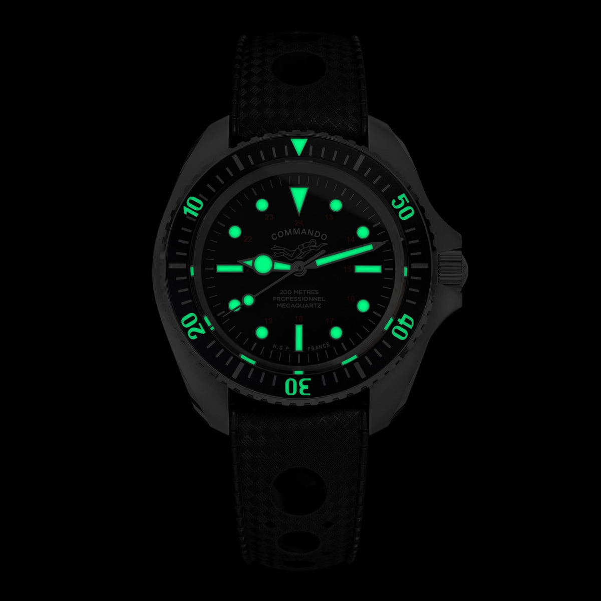 Commando Diver 200M – meca-quartz – style vintage
